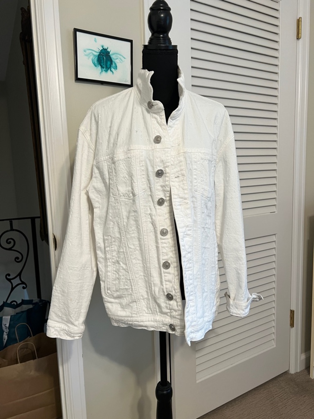Hudson whit jean jacket size M.